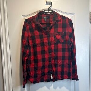 439-Roots Red & Black Buffalo Plaid Flannel button up shirt